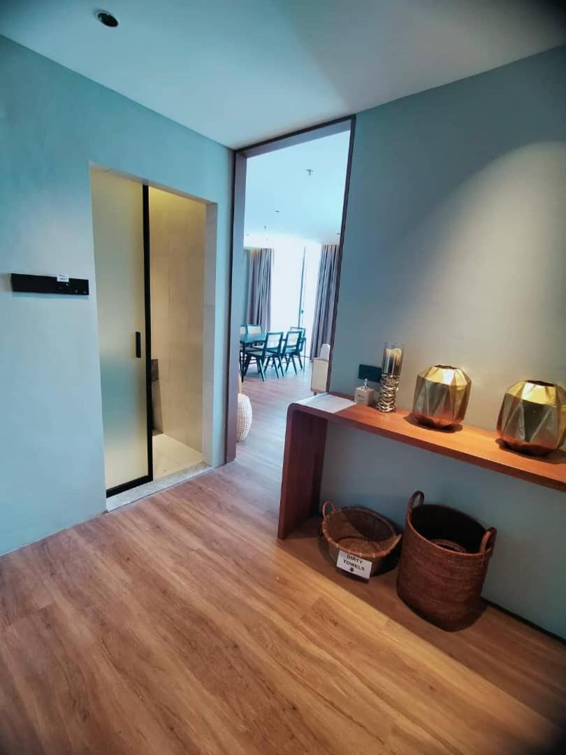 Roxy Beach Resort Sematan Εξωτερικό φωτογραφία
