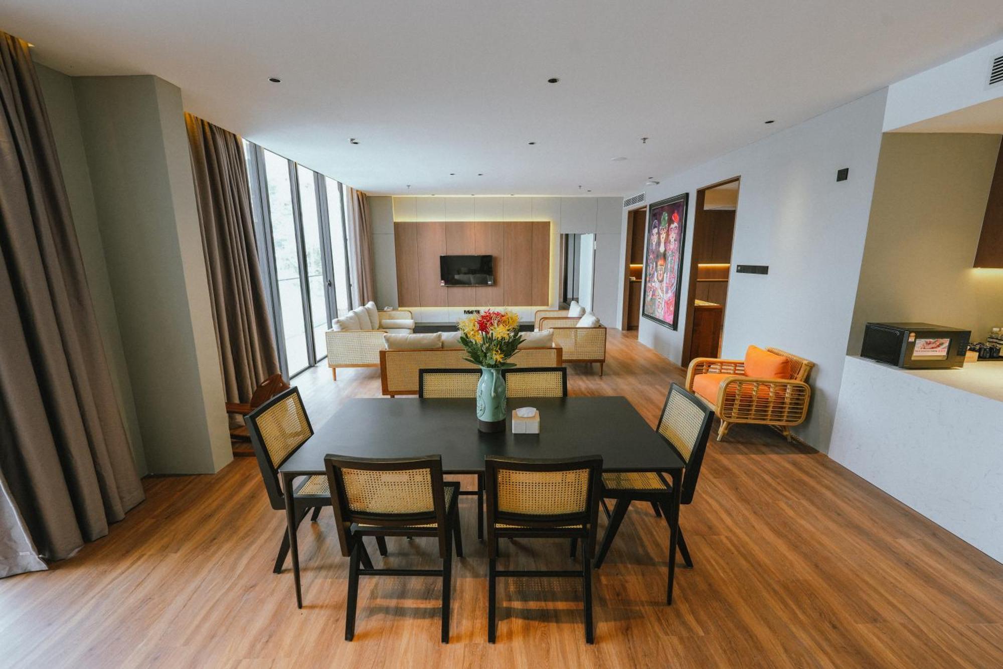 Roxy Beach Resort Sematan Εξωτερικό φωτογραφία
