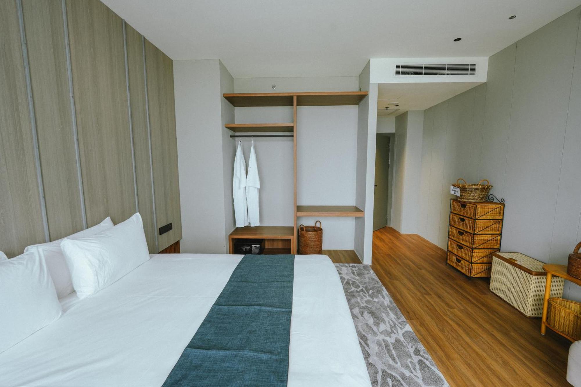 Roxy Beach Resort Sematan Εξωτερικό φωτογραφία