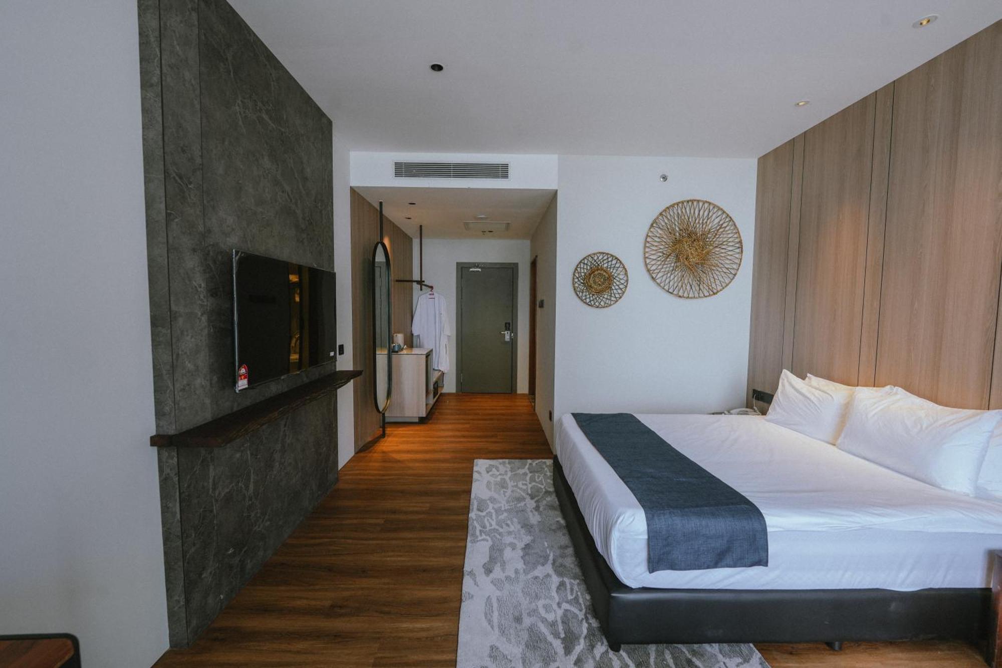 Roxy Beach Resort Sematan Εξωτερικό φωτογραφία